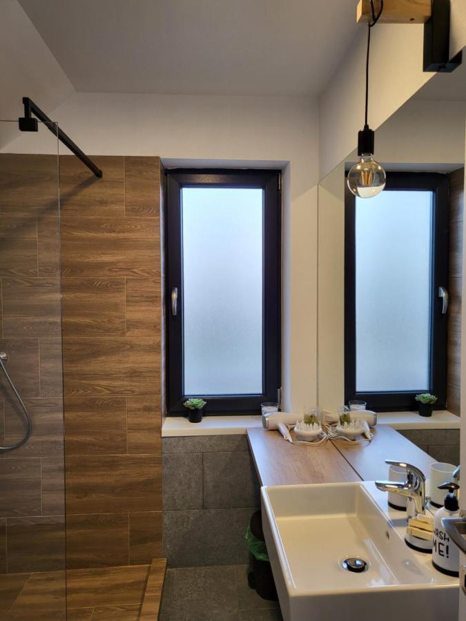 Hotel Eco Familia Pojoga Zewnętrze zdjęcie