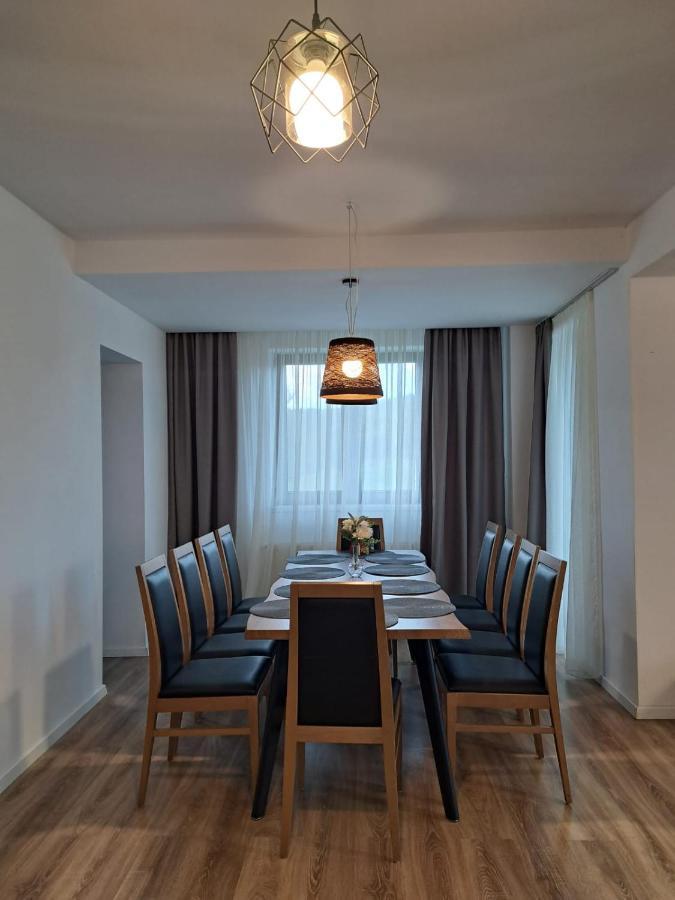 Hotel Eco Familia Pojoga Zewnętrze zdjęcie