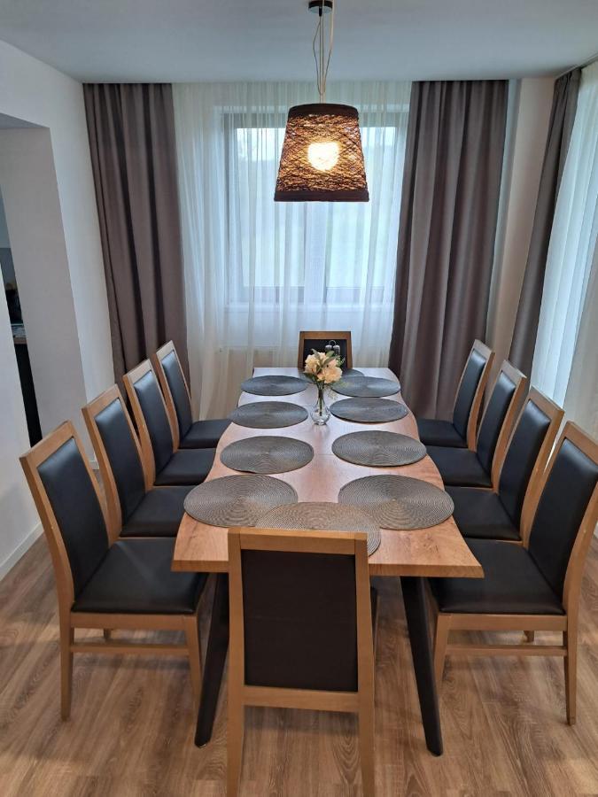 Hotel Eco Familia Pojoga Zewnętrze zdjęcie
