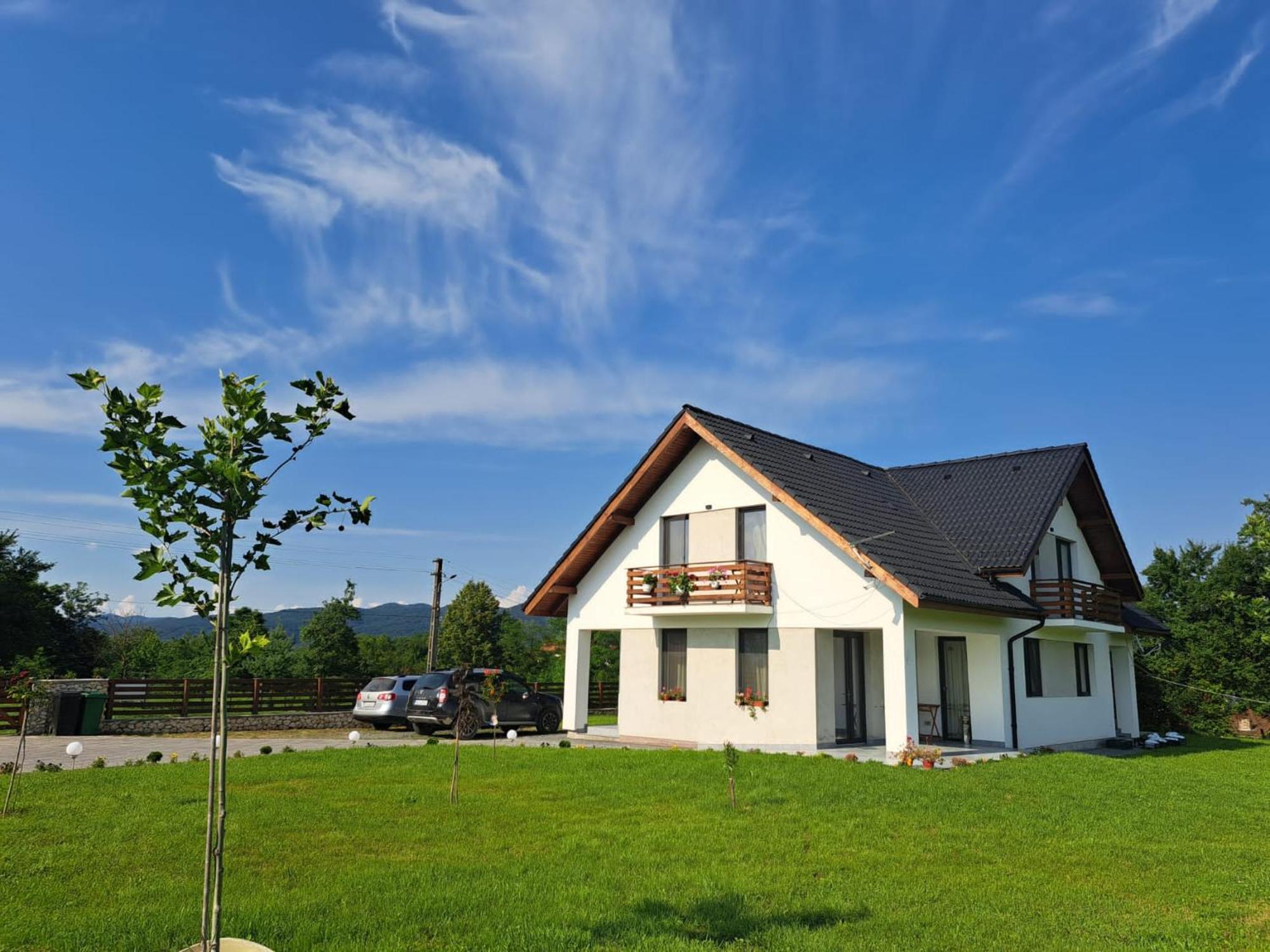 Hotel Eco Familia Pojoga Zewnętrze zdjęcie