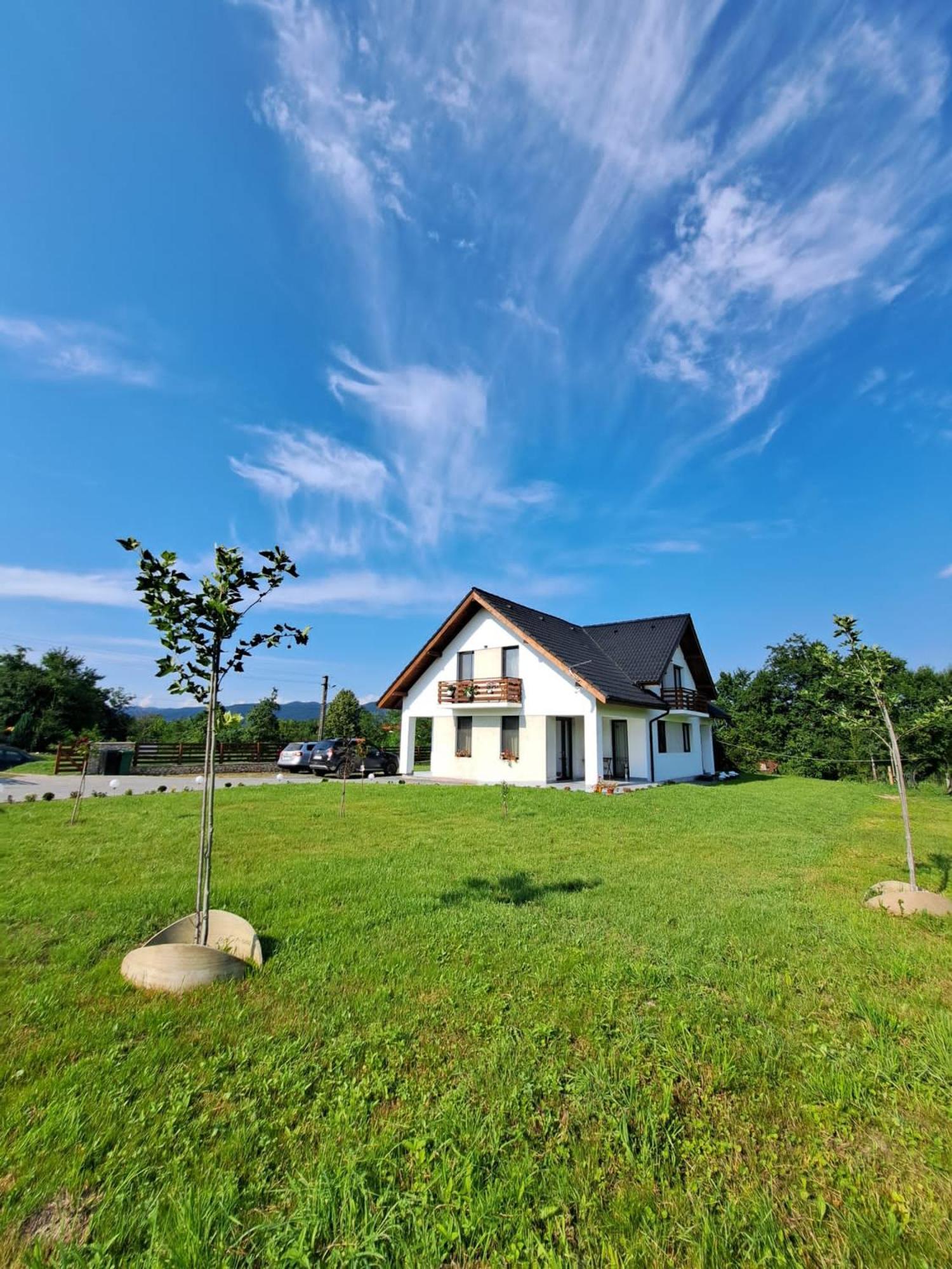 Hotel Eco Familia Pojoga Zewnętrze zdjęcie